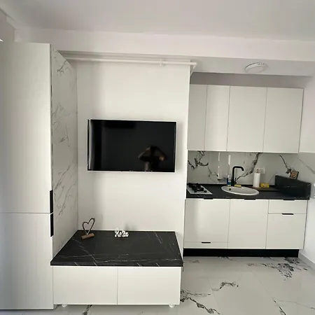 Matymar Black & White *