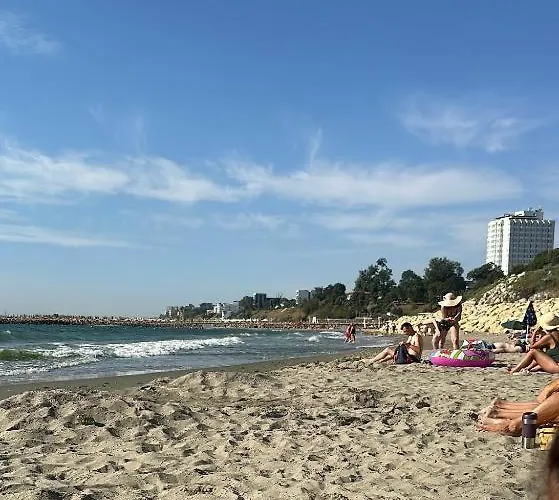 Lägenhet Matymar Black & White