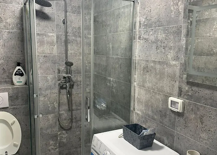 Matymar Black & White * Agigea