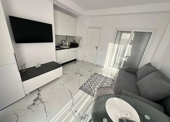 Lägenhet Matymar Black & White *