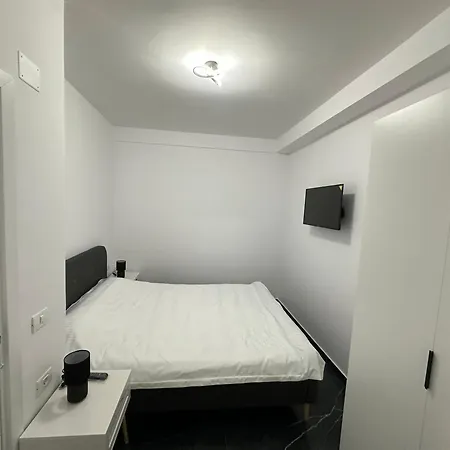 Matymar Black & White Agigea