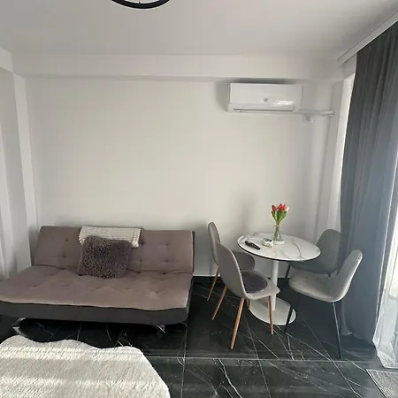 Apartamento Matymar Black & White Agigea